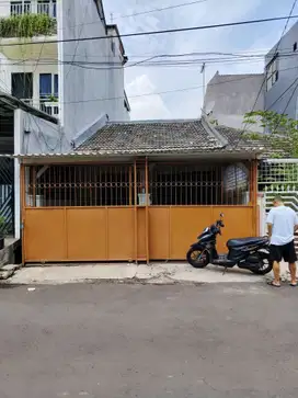 Rumah tinggal muara karang blok 1 Lepas Tahunan Harga ekonomis