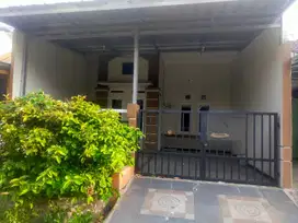 Miliki Rumah di Bulevar hijau bekasi kota siap huni c0292