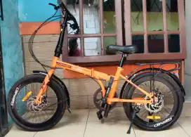 Di jual sepeda lipat GENIO