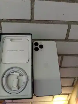 Iphone 11 pro 512gb baru sekali