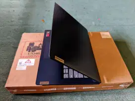 Laptop Lenovo Ideapad slim 3