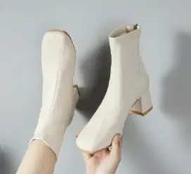 Sepatu ankle boots heels wanita impor