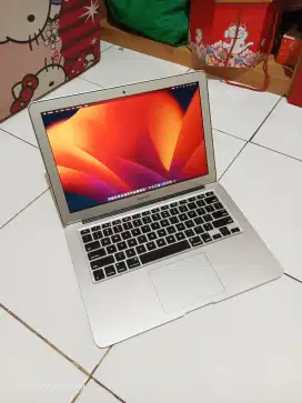 Macbook Air 2017 13 inch 8/256