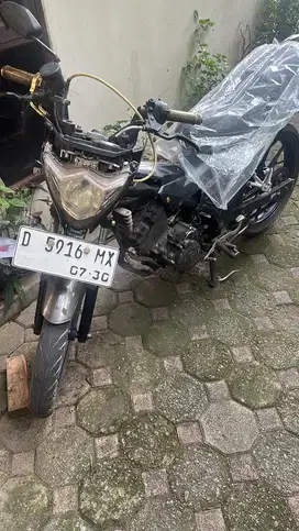 Satria FU 2015, murah surat lengkap