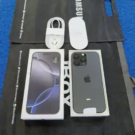 Iphone 16 Pro Max 256gb baru pake 2 mulus Bln like new grs resmi ibox