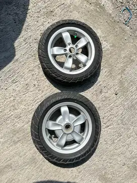 Velg vespa primavera ring 11 original include ban