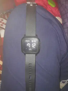 jam tangan pria cardiff masih bagus minus kaitan tali hitam