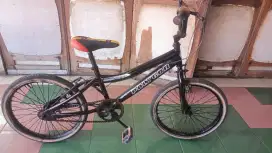 Sepeda BMX uk20 rangka kokoh rem pakem ban tebal semua