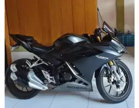 CBR150R 2023 ABS