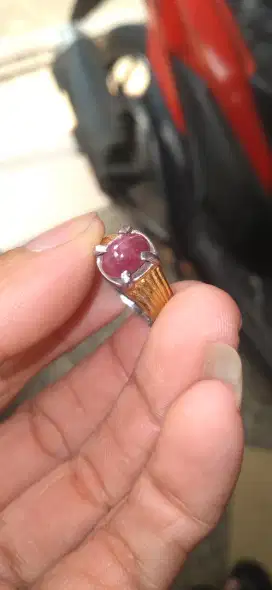 Batu akik. ruby Ledis.