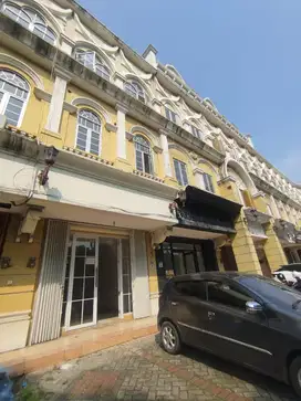 disewakan ruko mendrisio 3 lantai gading serpong