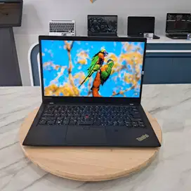 [LX91] Laptop Desain i7 Gen 7 8GB 256GB Siap Pakai Garansi Grad A
