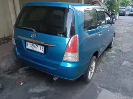 Toyota Kijang Innova 2004 Bensin