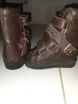 Sepatu Ortopedi anak 2 sd 3 thn