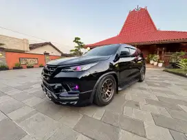 Toyota fortuner 2.8 VRZ GR sport