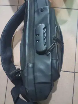 Harga murah Jual cepat Tas slempang muat banyak