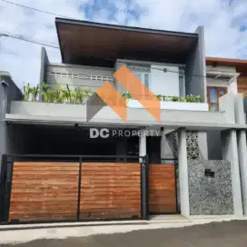 Rumah tropis kawasan strategis pacuan kuda Arcamanik dkt griya
