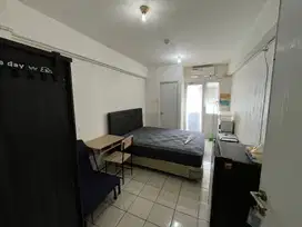 Sewa Semi furnished Apartemen Green Pramuka City (tanpa perantara)