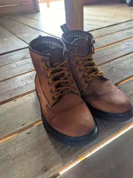Sepatu jimjoker