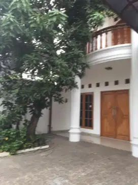 Rumah Mewah 2 lantai SHM Duren Sawit, 5 KT, 4 KM, Lokasi Strategis