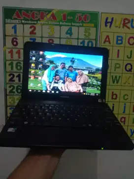 Notbook TOSIBA RAM 2GB WINDOS 10