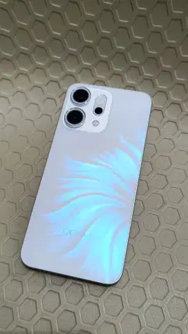 Oppo Reno 14 5G RAM 8/256GB