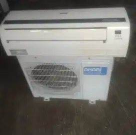 AC akari 1/2 pk dingin