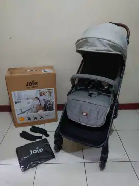 Preloved Stroller Joie Signature Tourist