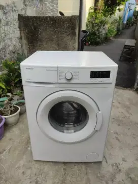 Mesin cuci front loading merk SHARP