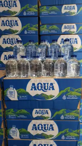 Jual Aqua cube botol 220ml