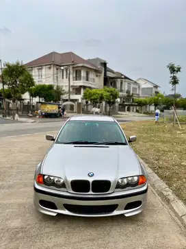 BMW E46 318i 2000 (Tax On)