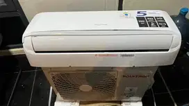 Ac Polytron 0.5 pk bekas terasa baru