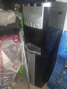 Dijual Dispenser Air Dingin dan Panas
