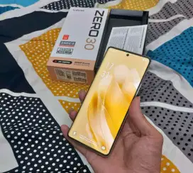 infinix zero 30 4G layar melengkung