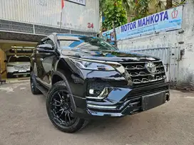 Antik 13 rb km Toyota Fortuner 2.8 GR sport 2023 nik 2022 hitam diesel