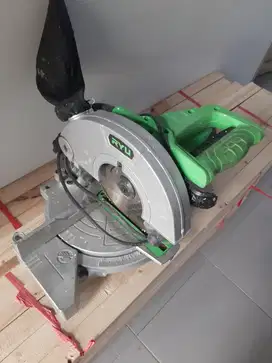 Gergaji Sudut miter mitter saw Ryu