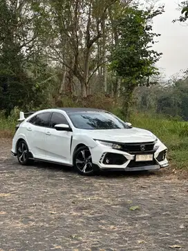 CIVIC TURBO E HATCHBACK 2017 MATIC FULL BODY KIT ISTIMEWA