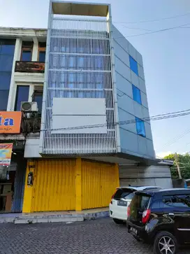 DISEWAKAN/DIJUAL RUKO 3 LANTAI DI GATSU TENGAH JL