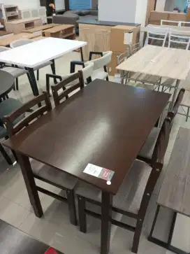 Meja makan harga brown