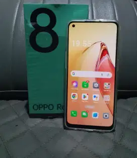 OPPO Reno8 Dawnlight Gold
