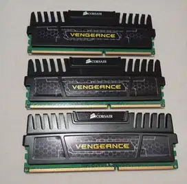 RAM Corsair VENGEANCE DDR3  4GB ( 1x4GB )