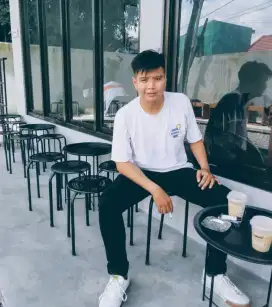 sedang mencari pekerjaan atau partner di bidang F&B