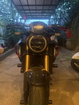 Honda CB650R 2023