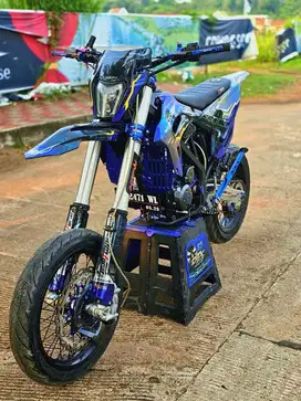 Kawasaki D-tracker Supermoto