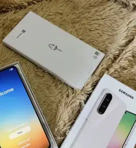 SAMSUNG A56/5G 8/256gb