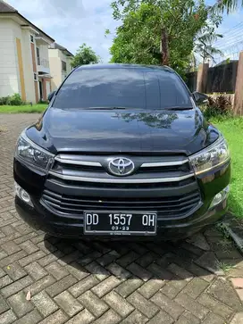 Mobil toyota kijang innova 2.0 G manual