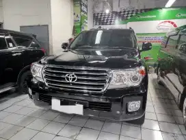 Toyota Land Cruiser vx 200 2013 uk version