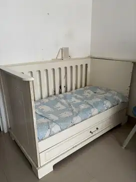 Tempat tidur Bayi/Balita