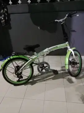 Dijual sepeda lipat ukuran 20 masih layak pakai
