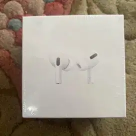 Airpods pro with wirelless charging